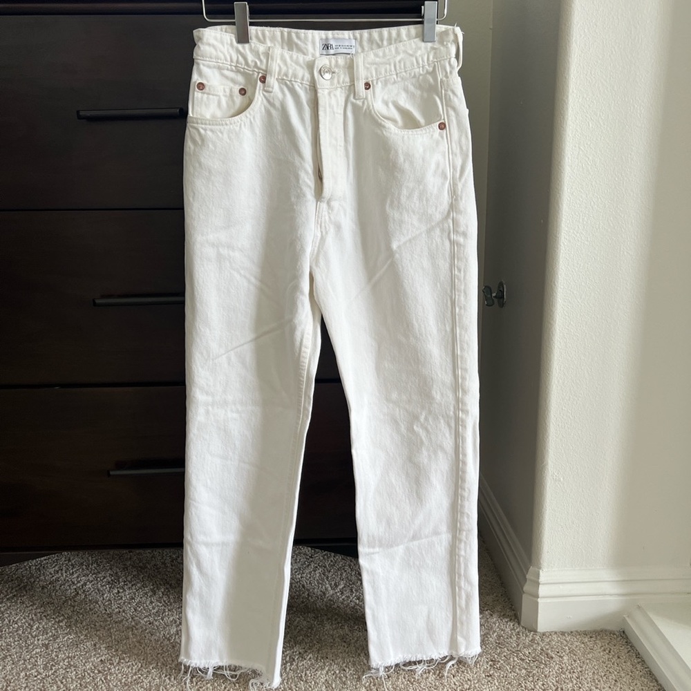 Zara high-waisted mom jeans